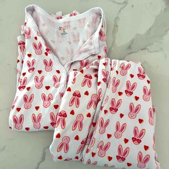 Roller Rabbit Other - Roller Rabbit Lovestruck women’s pajama set
